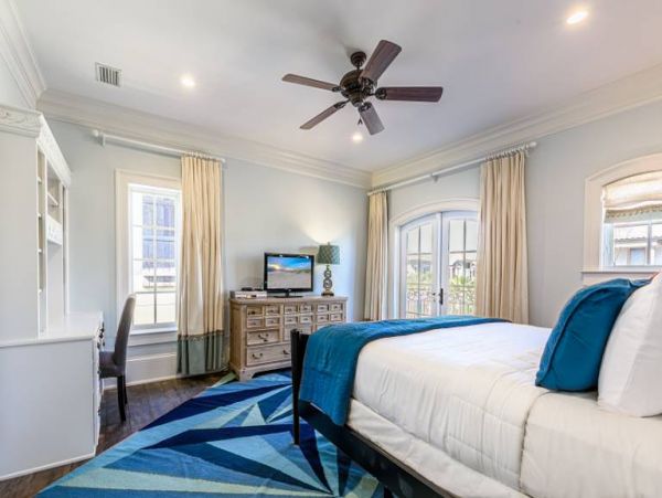 Destin Luxury Five Bedroom Vacation Home On Beach Gulf Views