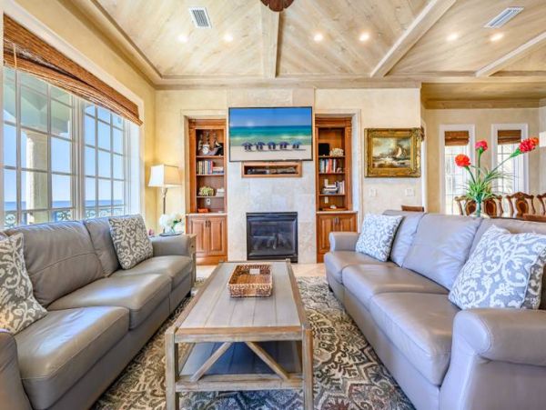 Destin Luxury Five Bedroom Vacation Home On Beach Gulf Views