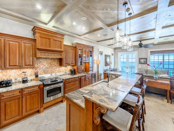 Destin Luxury Five Bedroom Vacation Home On Beach Gulf Views