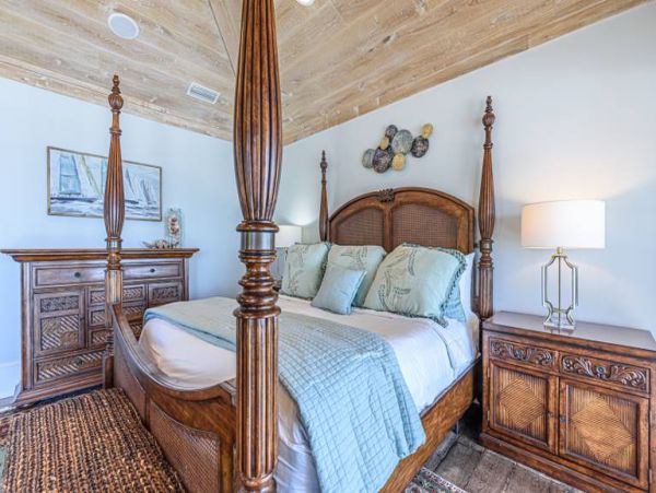 Destin Luxury Five Bedroom Vacation Home On Beach Gulf Views