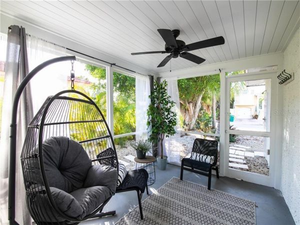 Two Bedroom Holmes Beach Vacation Duplex Sleeps 4 Guests