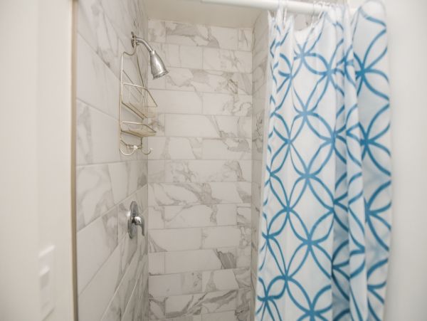 Holmes Beach. Charming Beachy Studio Walk To Beach Sleeps 2