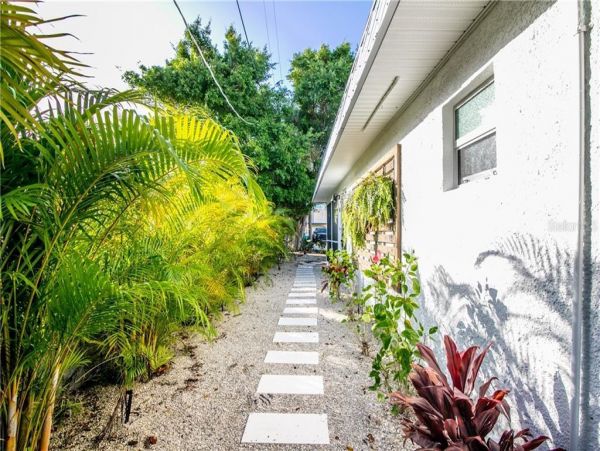 Bradenton Beach Luxury Vacation Rental Home Two Bedrooms