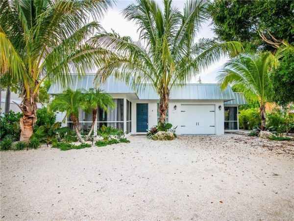 Bradenton Beach Luxury Vacation Rental Home Two Bedrooms