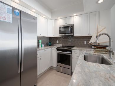Stunning Beachfront Open Concept Condo Stunning Beachfront Open Concept Condo