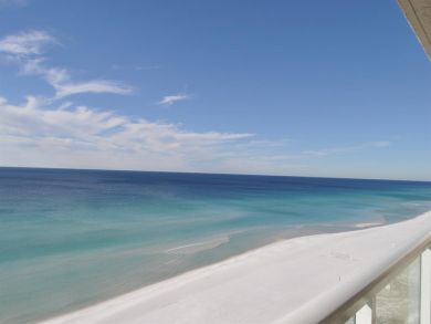 Stunning Beachfront Open Concept Condo Stunning Beachfront Open Concept Condo