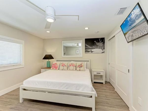 Anna Maria Vacation Rental Canal Front Beach House with Pool