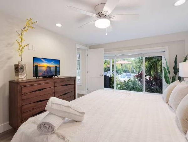 Anna Maria Vacation Rental Canal Front Beach House with Pool