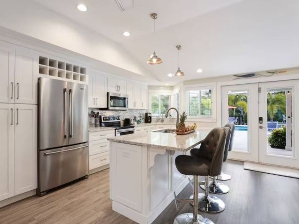 Anna Maria Vacation Rental Canal Front Beach House with Pool
