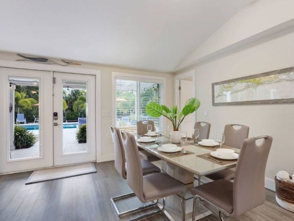 Anna Maria Vacation Rental Canal Front Beach House with Pool