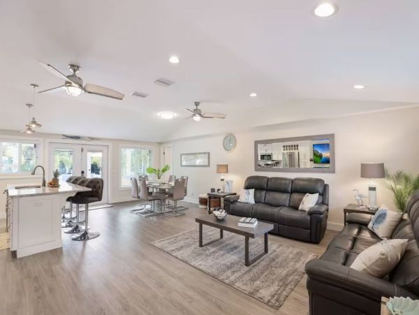 Anna Maria Vacation Rental Canal Front Beach House with Pool