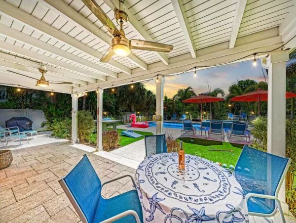 Anna Maria Vacation Rental Canal Front Beach House with Pool