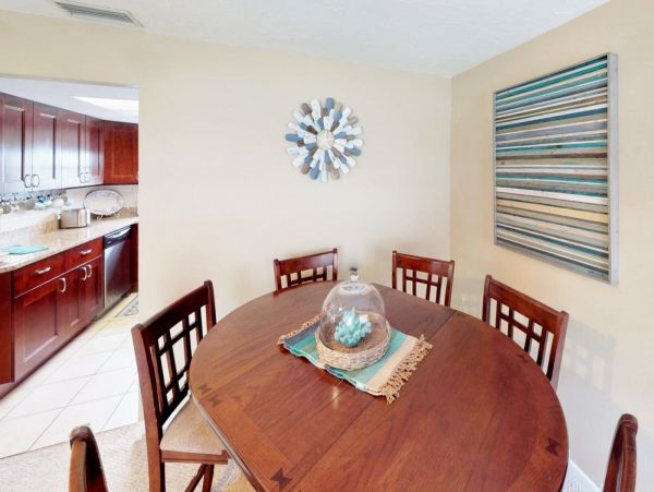 Short Walk to Beach Bradenton Vacation Condo Two Bedroom