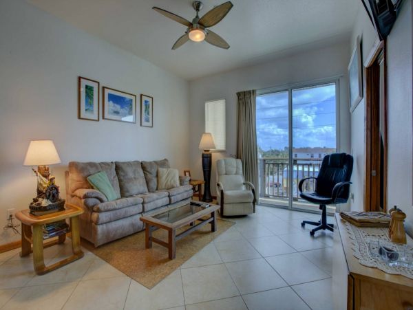Bradenton Beach Vacation Condo One bedroom