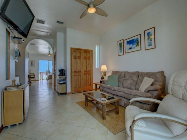 Bradenton Beach Vacation Condo One bedroom