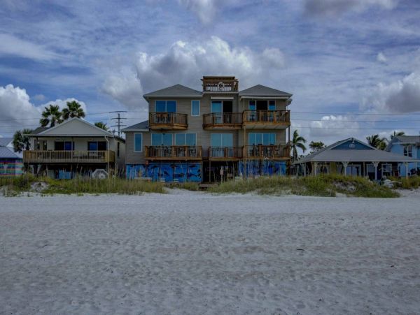 Bradenton Beach Vacation Condo One bedroom