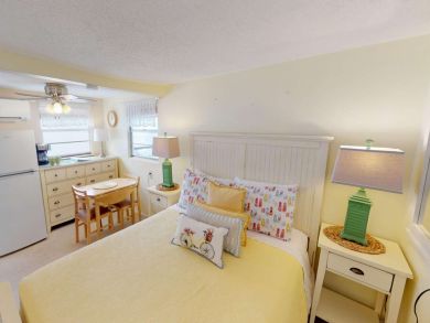 Anna Maria Island Holmes Beach Condo 929298 Anna Maria Island Holmes Beach Condo 929298