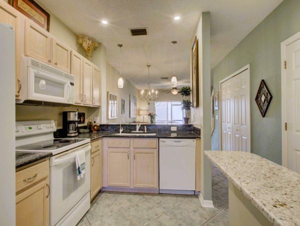 Bradenton Vacation Condo Two Bedroom