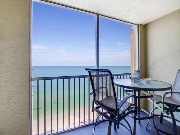 Bonita Springs Two Bedroom Beach Condo Sleeps Four Guests