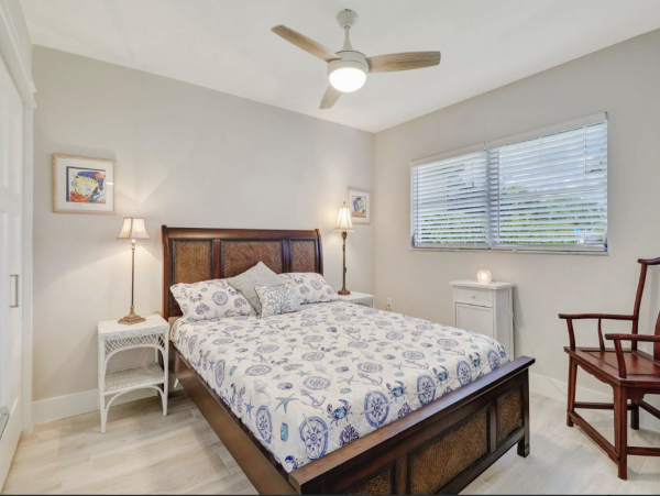 Bonita Springs Lovely Duplex Rent One or Both Sides