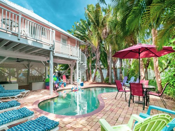 Anna Maria Island Vacation Rental Sleeps Six Guests