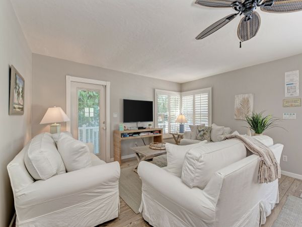 Anna Maria Island Vacation Rental Sleeps Six Guests