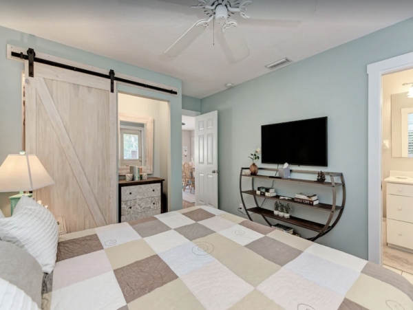 Anna Maria Island Vacation Rental Sleeps Six Guests