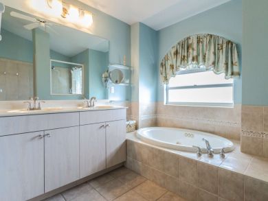 Cape Coral Home 929356
