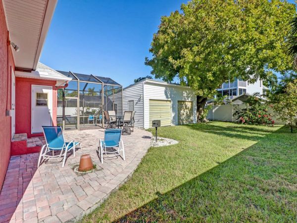 Three Bedroom Fort Myers Vacation Home Sleeps 6 Guests