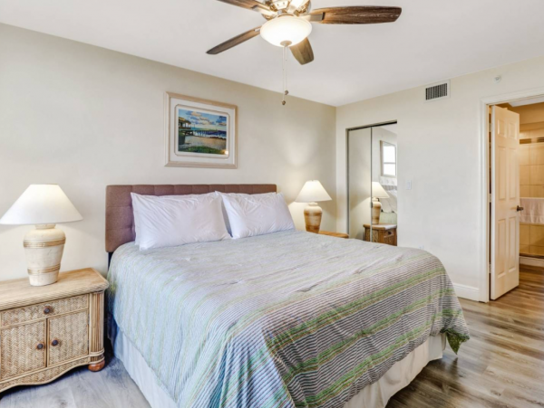 Lovely Fort Myers Beach Vacation Condo Bay View