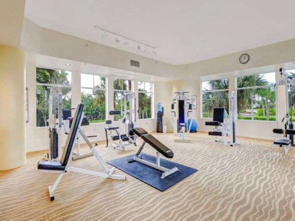 Lovely Fort Myers Beach Vacation Condo Bay View