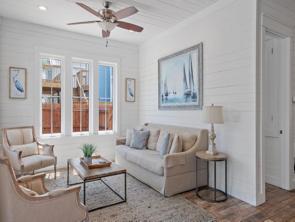 Luxury 7 Bedrooms Walk to Beach Home in Destin