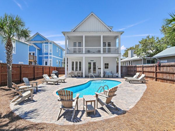 Luxury 7 Bedrooms Walk to Beach Home in Destin
