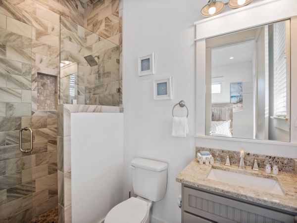 Luxury 7 Bedrooms Walk to Beach Home in Destin