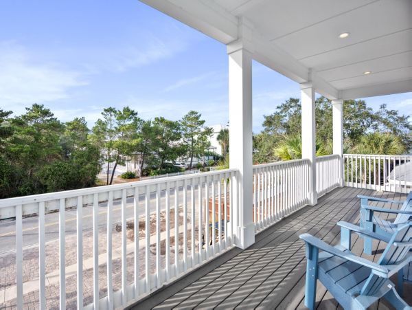Luxury 7 Bedrooms Walk to Beach Home in Destin