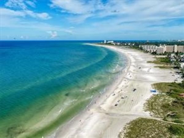 Siesta Key Vacation Condo on Beach