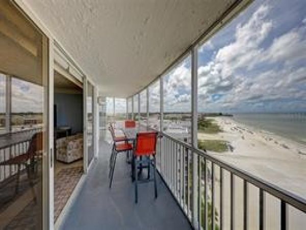 Siesta Key Vacation Condo on Beach