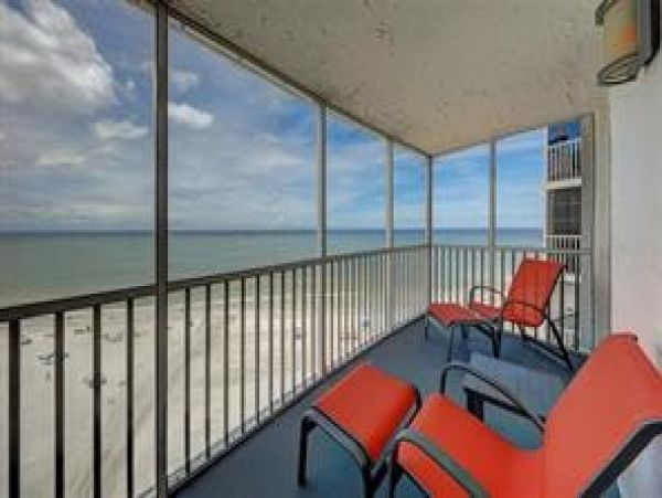 Siesta Key Vacation Condo on Beach