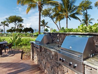 Maui Oceanfront 3 Bedroom Luxury Condo Sleeps 8 Guests Maui Oceanfront 3 Bedroom Luxury Condo Sleeps 8 Guests