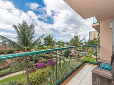 Maui Oceanfront 3 Bedroom Luxury Condo Sleeps 8 Guests Maui Oceanfront 3 Bedroom Luxury Condo Sleeps 8 Guests