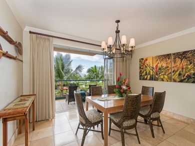 Maui Oceanfront 3 Bedroom Luxury Condo Sleeps 8 Guests Maui Oceanfront 3 Bedroom Luxury Condo Sleeps 8 Guests