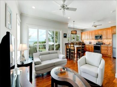 Anna Maria Island Vacation Home 3 Bedroom Sleeps Six Guests