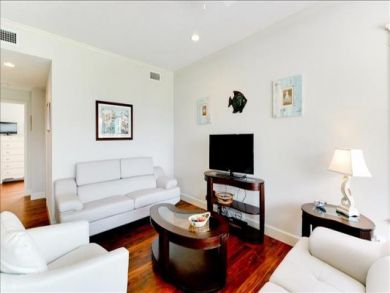 Anna Maria Island Vacation Home 3 Bedroom Sleeps Six Guests