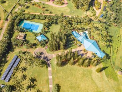Kilauea Vacation Home Plus 2 Cottages Sleeps Ten Guests