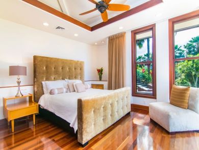 Kilauea Vacation Home Plus 2 Cottages Sleeps Ten Guests