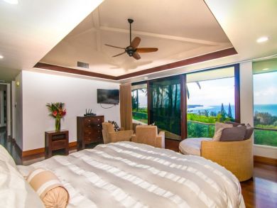 Kilauea Vacation Home Plus 2 Cottages Sleeps Ten Guests