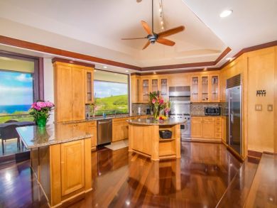 Kilauea Vacation Home Plus 2 Cottages Sleeps Ten Guests