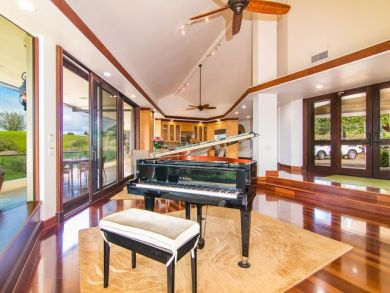 Kilauea Vacation Home Plus 2 Cottages Sleeps Ten Guests
