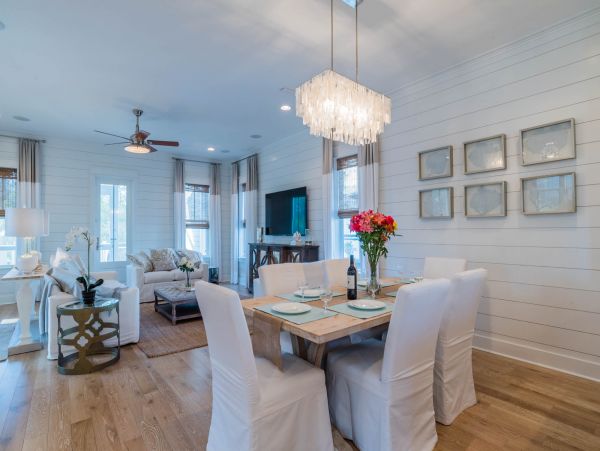 Spacious & Luxurious Family Home with Private Pool & Spa