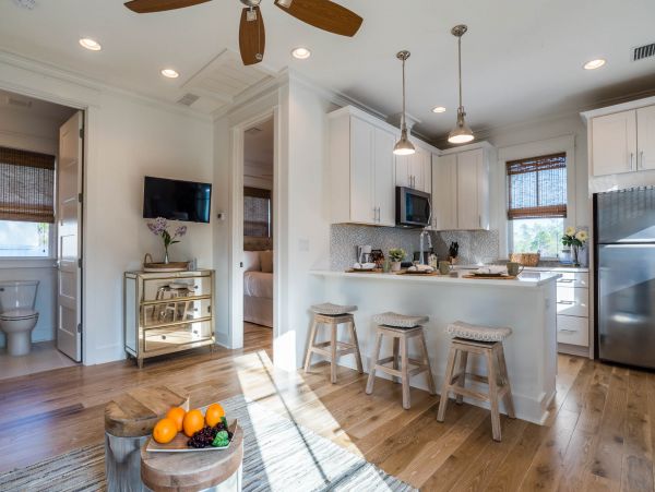 Spacious & Luxurious Family Home with Private Pool & Spa